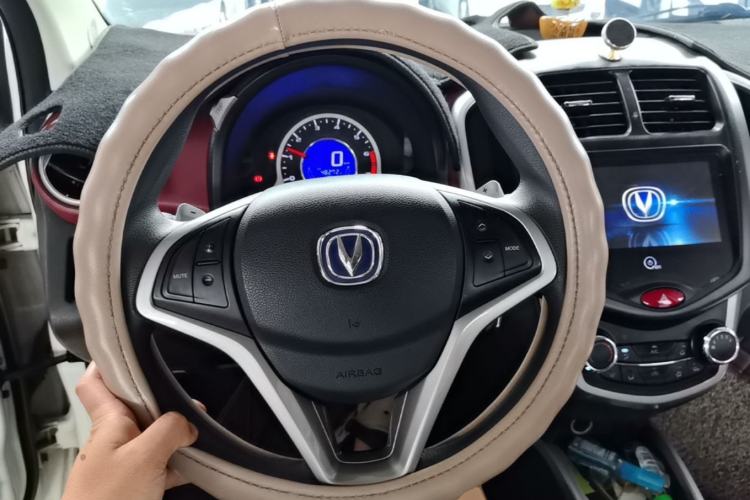 Used CHANGAN Benni 2015 1.4L IMT Luxury Model China IV Steering Wheel
