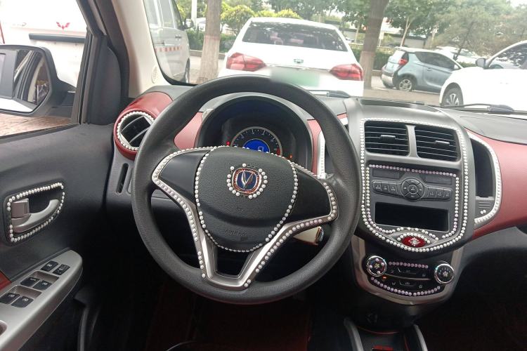 Used CHANGAN Benni 2015 1.4L IMT Luxury Version China IV Standard Steering Wheel