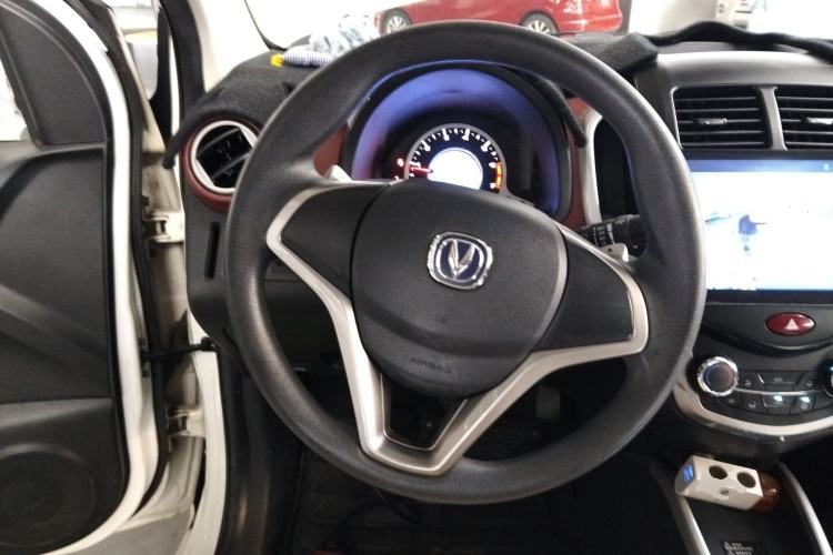 Used CHANGAN Benni 2015 1.4L IMT Luxury Model China V Standard Steering Wheel