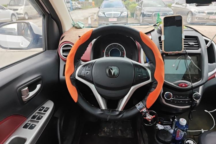Used CHANGAN Benni 2015 1.4L Manual Sunroof Version China V Standard Steering Wheel