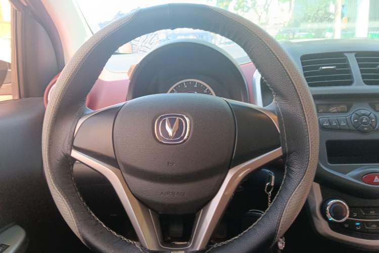 Used CHANGAN Benni 2015 1.4L Manual Luxury Model China IV Standard Steering Wheel