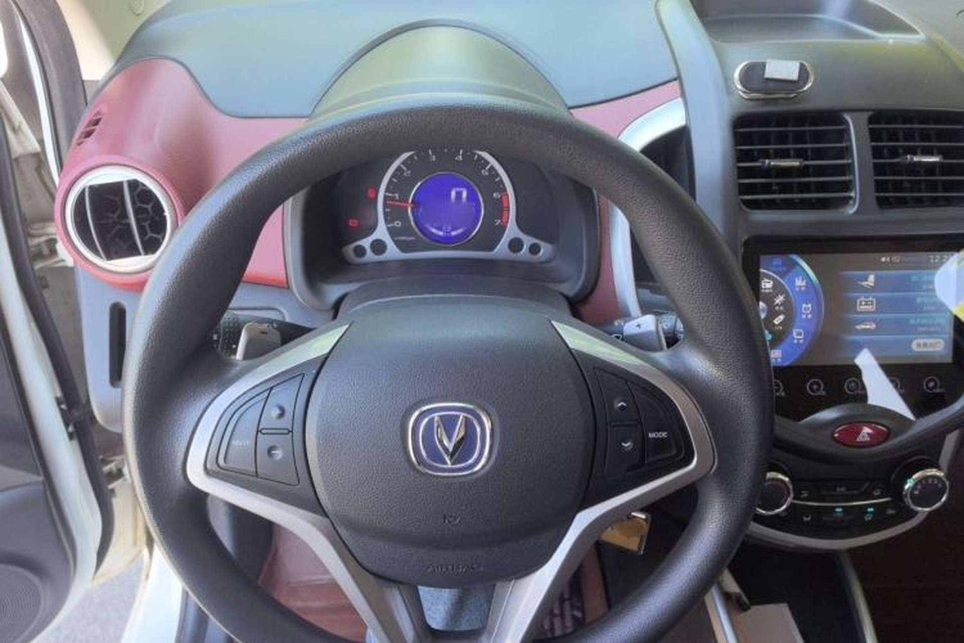 Used CHANGAN Benni 2015 1.4L IMT Prestige Model China V Standard Steering Wheel