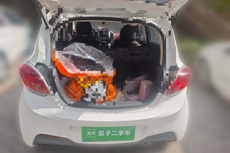 Used CHANGAN Benni 2015 1.4L Manual Luxury Model China V Standard Trunk