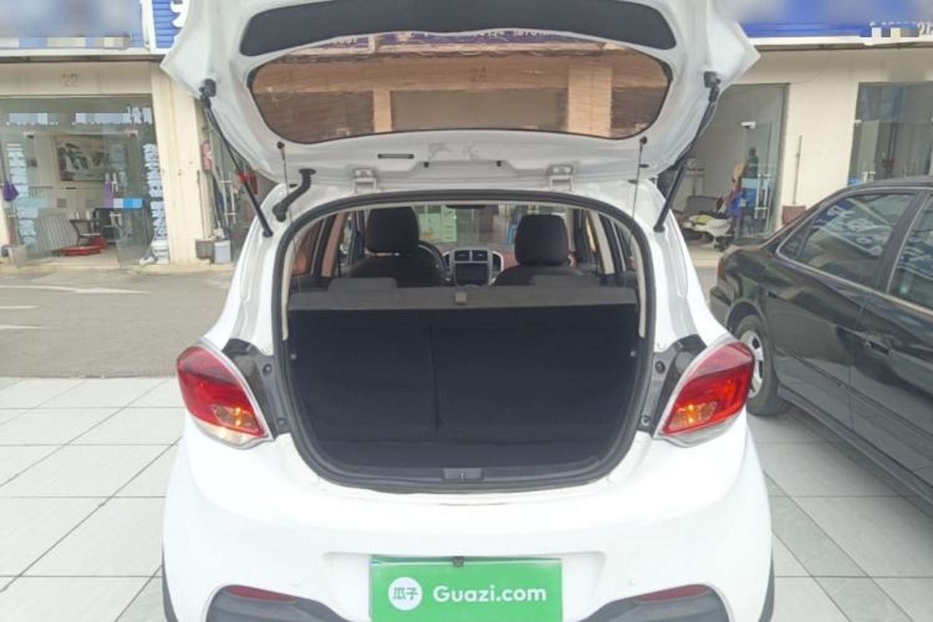 Used CHANGAN Benni 2015 1.4L IMT Luxury Model China IV Trunk