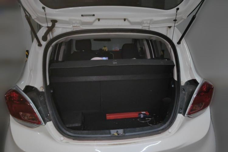 Used CHANGAN Benni 2015 1.4L IMT Sunroof Version China V Standard Trunk