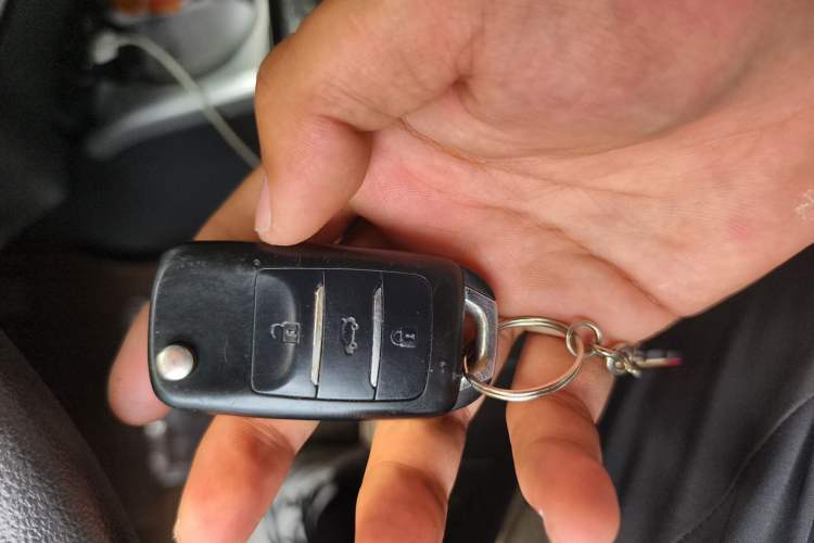 Used CHANGAN Benni 2015 1.4L IMT Prestige Model China V Standard Vehicle Key