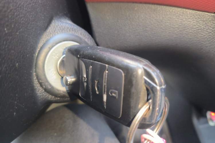 Used CHANGAN Benni 2015 1.4L Manual Luxury Model China V Standard Vehicle Key