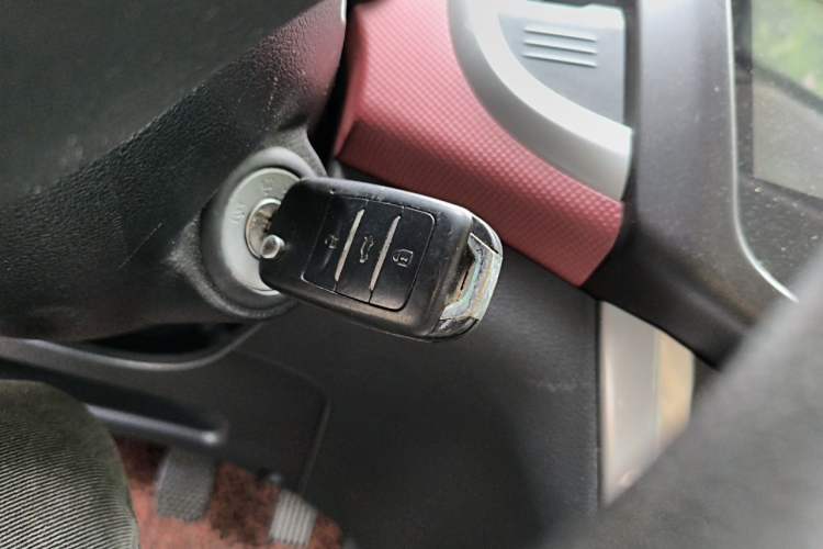 Used CHANGAN Benni 2015 1.4L Manual Luxury Model China V Standard Vehicle Key