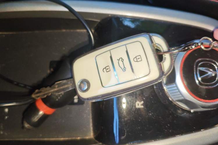 Used CHANGAN Benni 2015 1.4L IMT Prestige Model China V Standard Vehicle Key