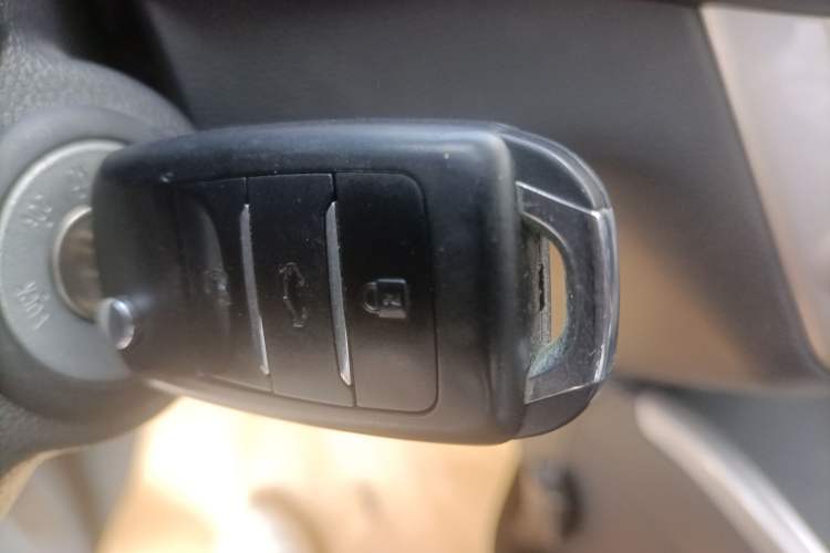 Used CHANGAN Benni 2015 1.4L IMT Luxury Model China V Standard Vehicle Key
