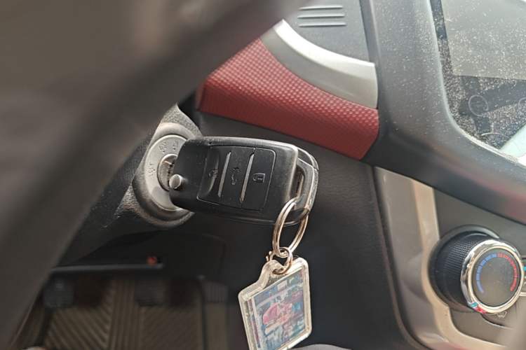 Used CHANGAN Benni 2015 1.4L Manual Luxury Model China V Standard Vehicle Key