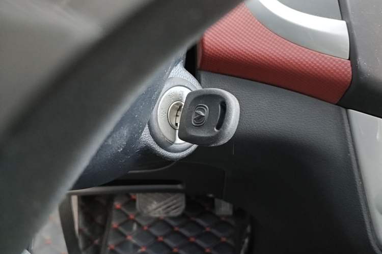 Used CHANGAN Benni 2015 1.4L IMT Prestige Model China V Standard Vehicle Key