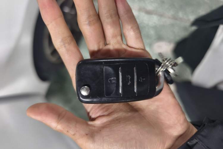 Used CHANGAN Benni 2015 1.4L IMT Prestige Model China V Standard Vehicle Key