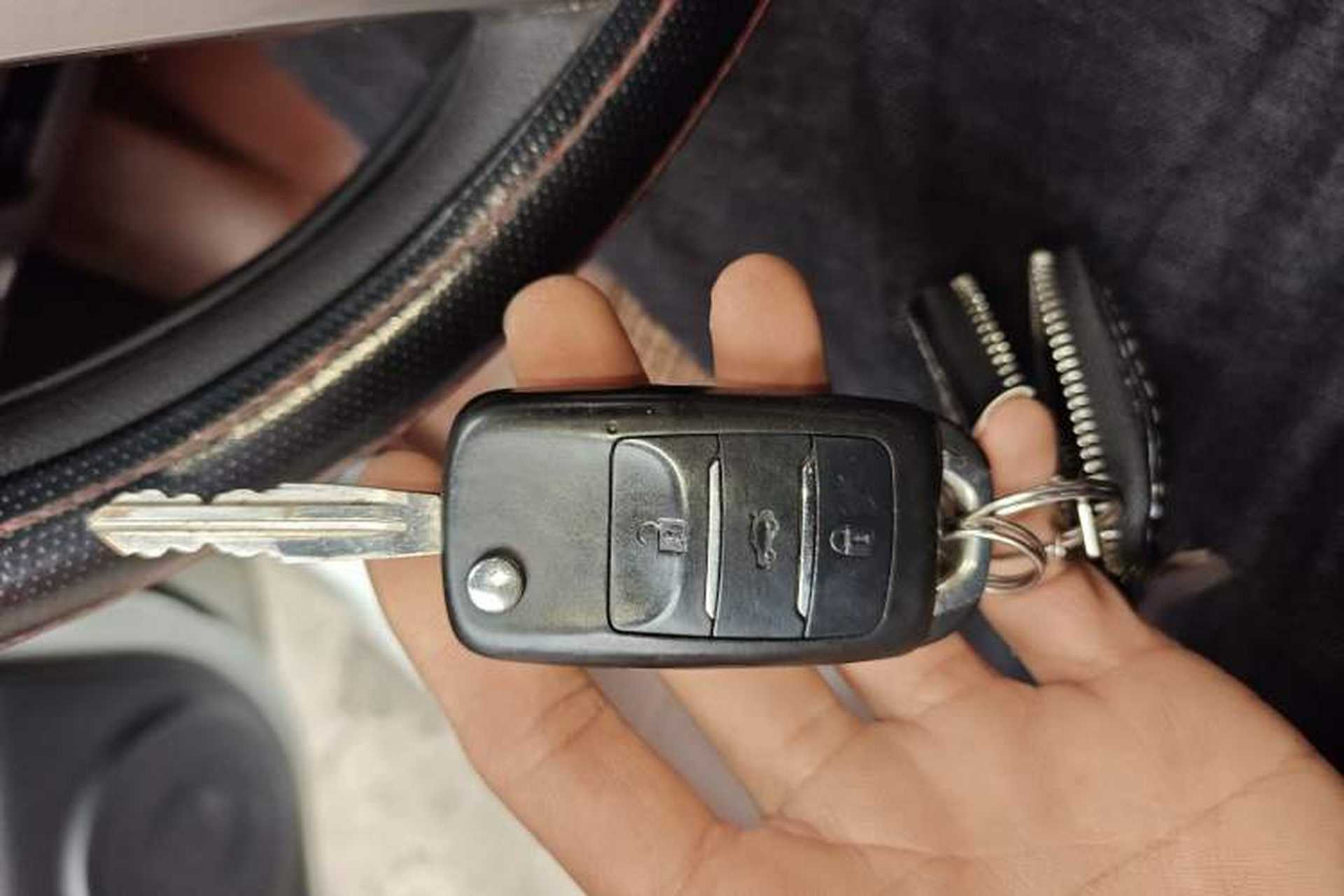 Used CHANGAN Benni 2015 1.4L IMT Luxury Model China V Standard Vehicle Key