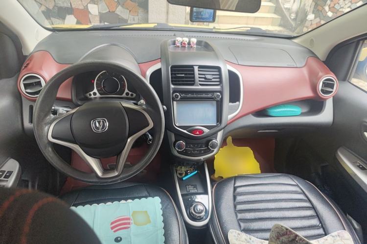 Used CHANGAN Benni 2015 1.4L IMT Luxury Model China V Standard Center Console