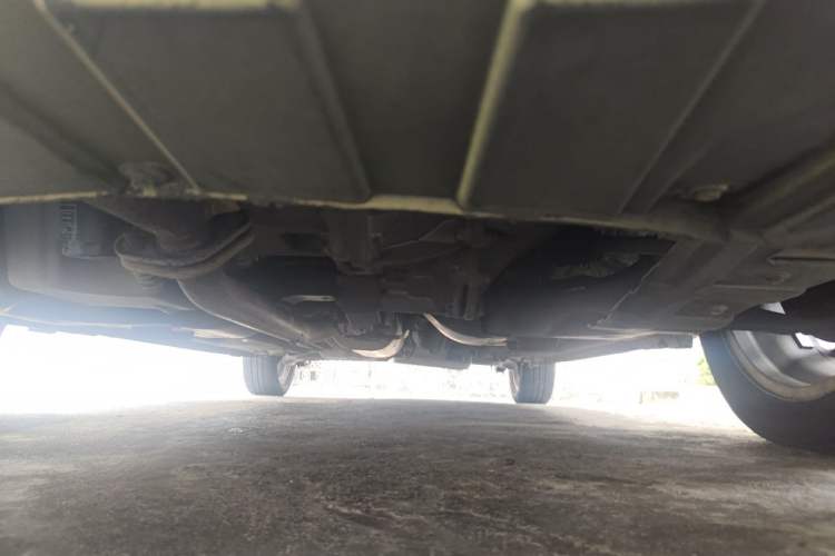 Used CHANGAN Benni 2015 1.4L IMT Luxury Model China V Standard Chassis Front