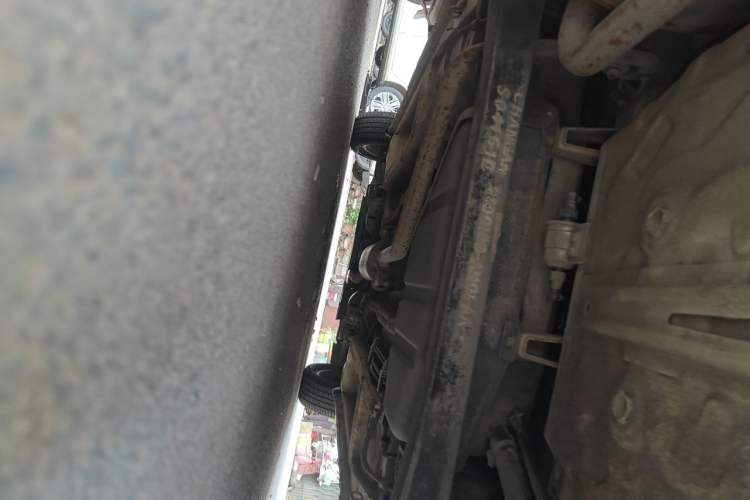 Used CHANGAN Benni 2015 1.4L Manual Luxury Model China V Standard Chassis Rear
