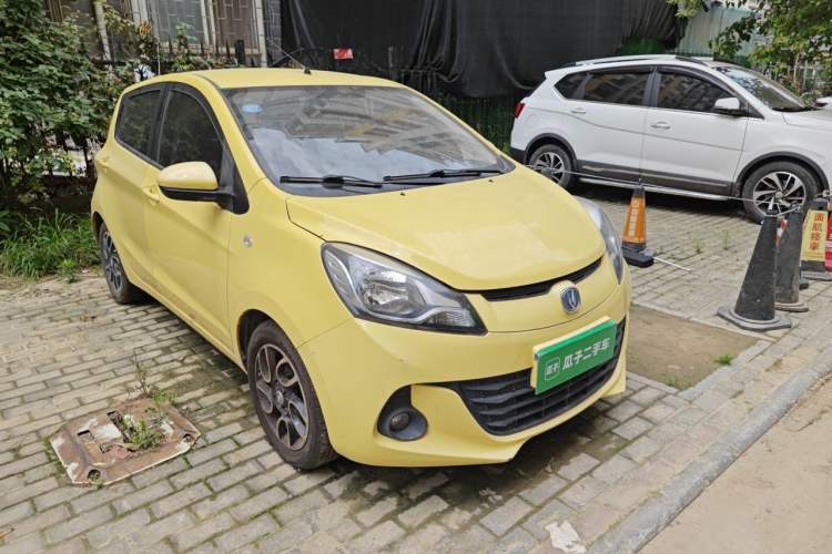 Used CHANGAN Benni 2015 1.4L IMT Prestige Model China V Standard Front Right 45 Deg