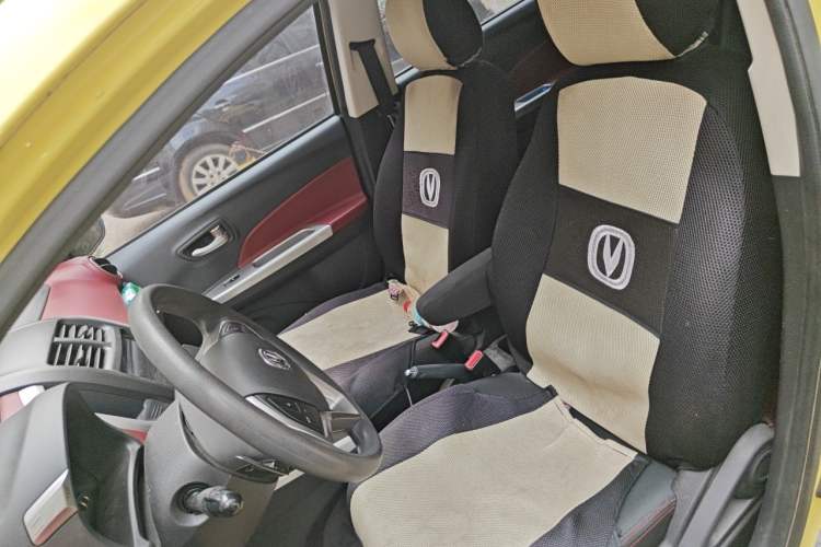 Used CHANGAN Benni 2015 1.4L IMT Prestige Model China V Standard Left Front Seat