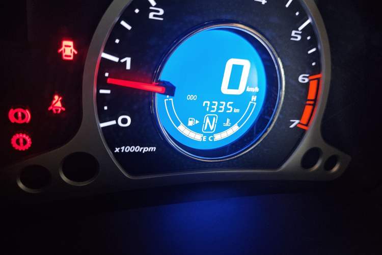 Used CHANGAN Benni 2015 1.4L IMT Luxury Model China V Standard Odometer Close Up