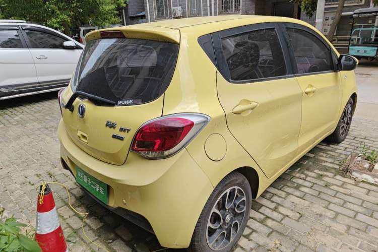 Used CHANGAN Benni 2015 1.4L IMT Prestige Model China V Standard Rear Right 45 Deg