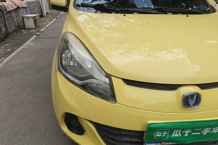 Used CHANGAN Benni 2015 1.4L Manual Luxury Model China V Standard Right Front Headlight