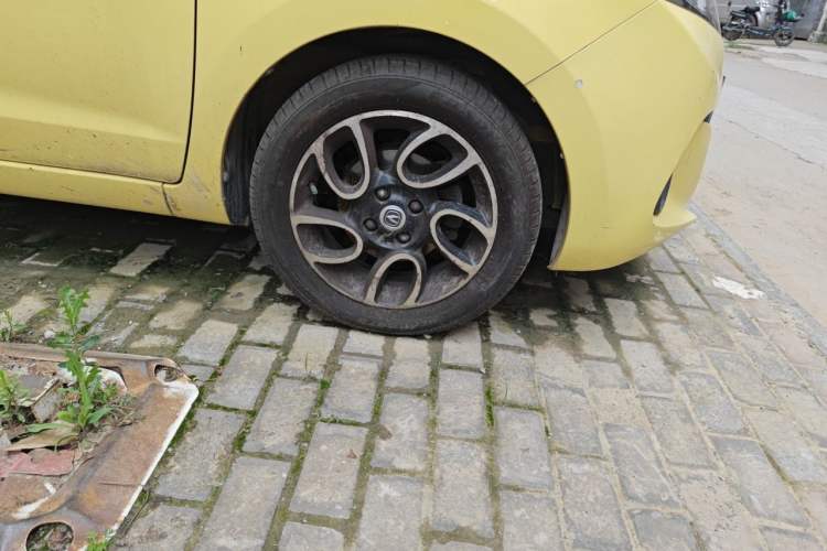Used CHANGAN Benni 2015 1.4L IMT Prestige Model China V Standard Right Front Wheel Hub