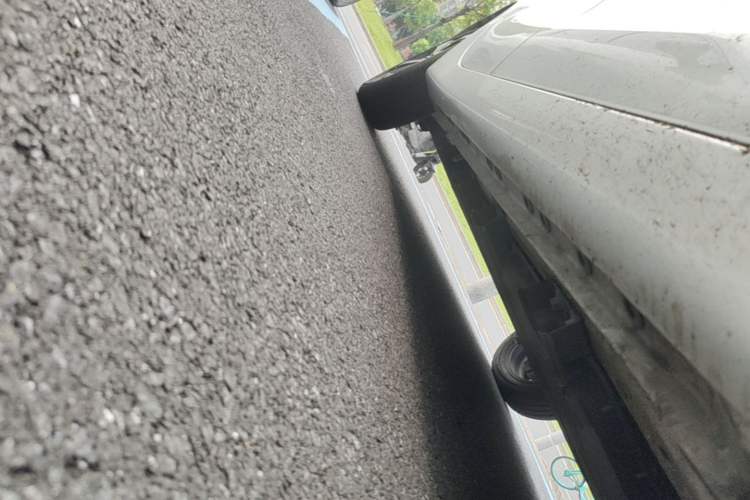 Used CHANGAN Benni  Chassis Front Right