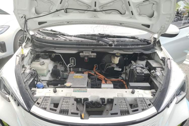 Used CHANGAN Benni  Engine Bay