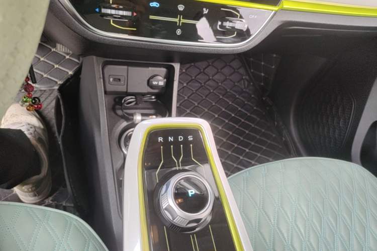 Used CHANGAN Benni  Gear Lever