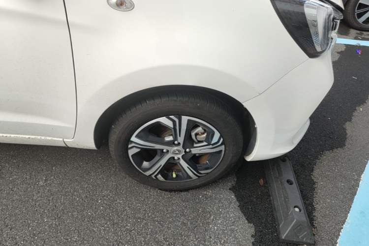 Used CHANGAN Benni  Right Front Wheel Hub