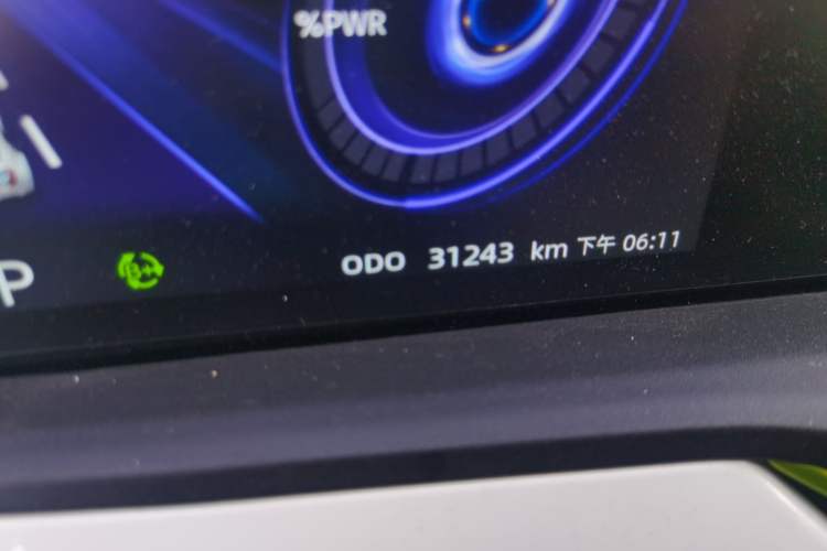 Used CHANGAN Benni E-Star 2020 Heartbeat Edition NMC Lithium Odometer Close Up
