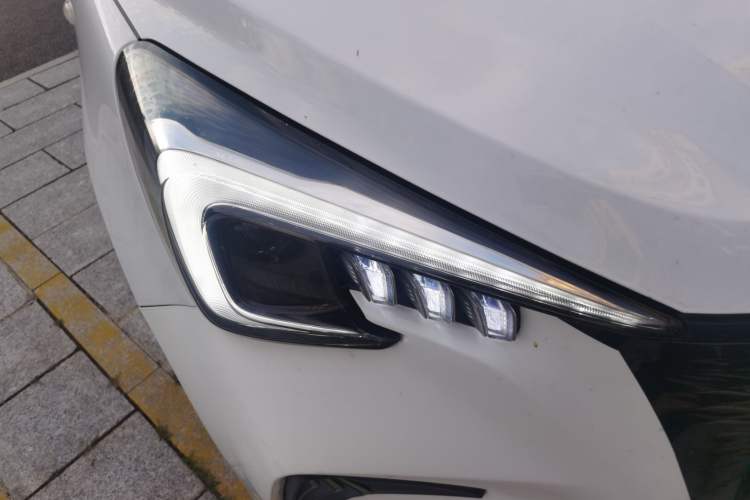 Used CHANGAN Benni E-Star 2020 Heartbeat Edition NMC Lithium Right Front Headlight