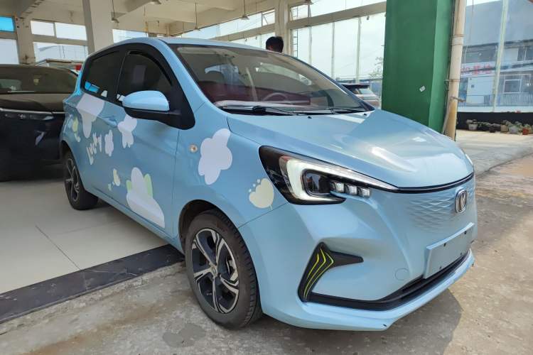 Used CHANGAN Benni E-Star 2020 Xinyue Edition Lithium-NMC Front Right 45 Deg