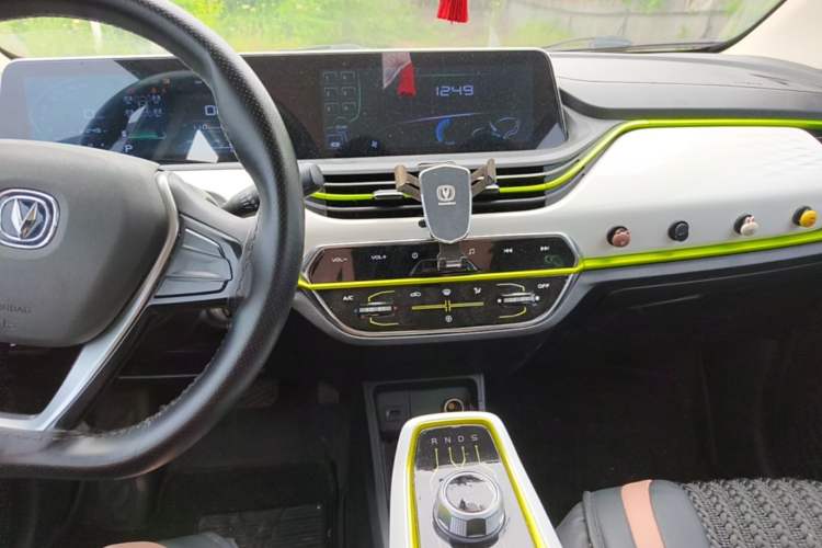 Used CHANGAN Benni E-Star 2020 Heartbeat Edition NMC Lithium Audio And AC Panel