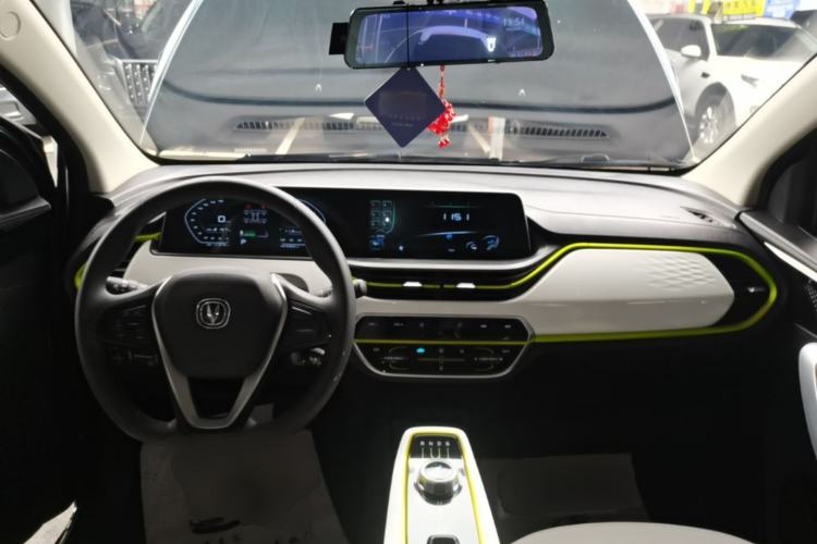 Used CHANGAN Benni E-Star 2020 Heartbeat Edition NMC Lithium Center Console