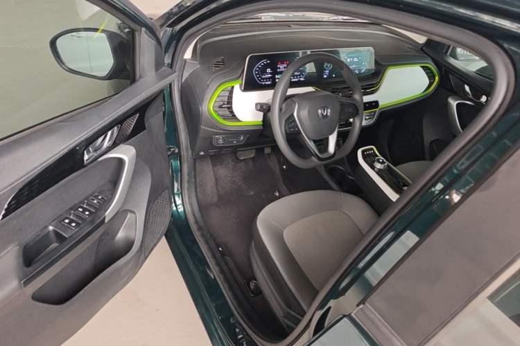 Used CHANGAN Benni E-Star 2020 Xinyue Edition Lithium-NMC Driver Seat