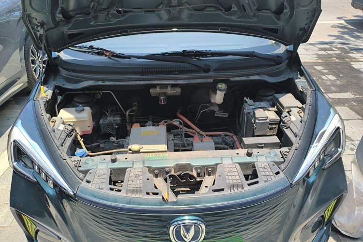 Used CHANGAN Benni E-Star 2020 Xinyue Edition Lithium-NMC Engine Bay