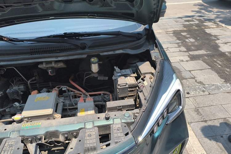 Used CHANGAN Benni E-Star 2020 Xinyue Edition Lithium-NMC Engine Bay Left