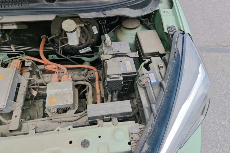 Used CHANGAN Benni E-Star 2020 Heart Edition Lithium Iron Phosphate (31.95 kWh) Engine Bay Left