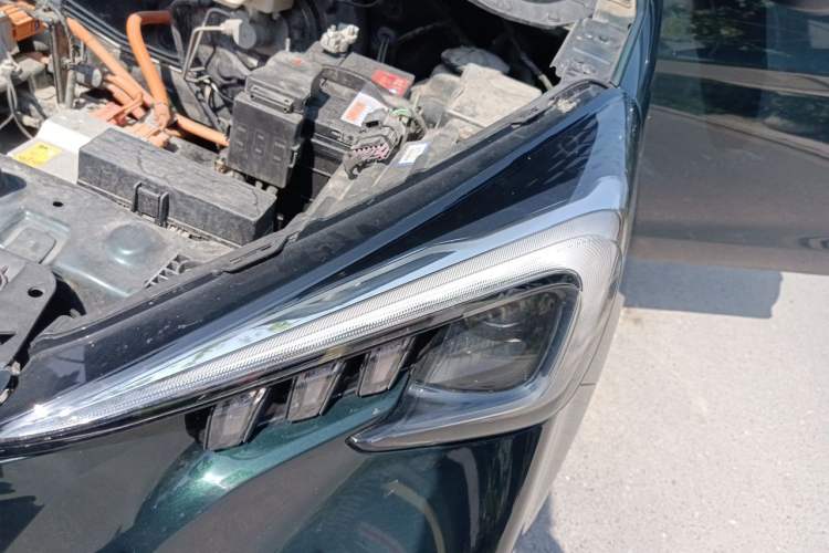 Used CHANGAN Benni E-Star 2020 Heart Edition Lithium Iron Phosphate (31.95 kWh) Engine Bay Left