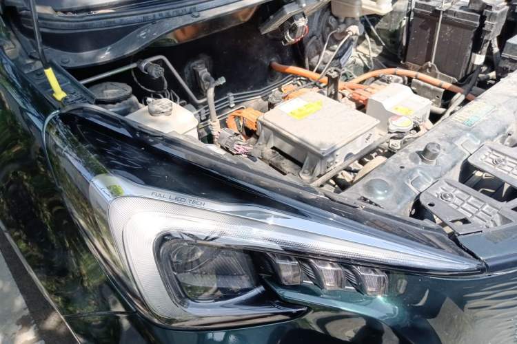 Used CHANGAN Benni E-Star 2020 Heart Edition Lithium Iron Phosphate (31.95 kWh) Engine Bay Right