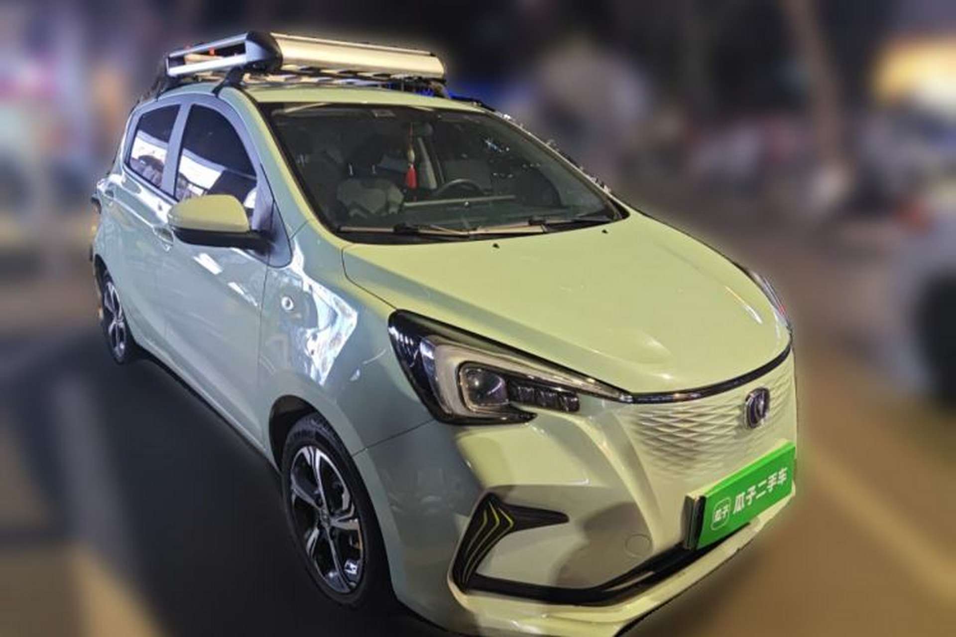 Used CHANGAN Benni E-Star 2020 Xinyue Edition Lithium Iron Phosphate (31.18 kWh) Front Right 45 Deg