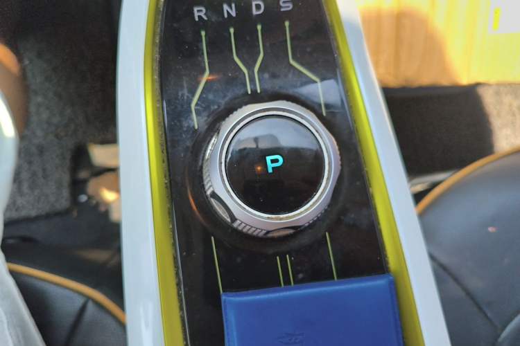 Used CHANGAN Benni E-Star 2020 Xinyue Edition Lithium-NMC Gear Lever