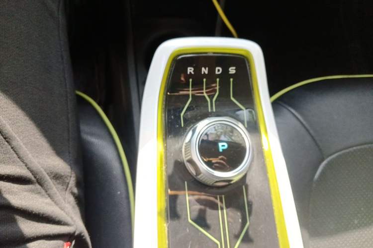 Used CHANGAN Benni E-Star 2020 Heart Edition Lithium Iron Phosphate (31.95 kWh) Gear Lever