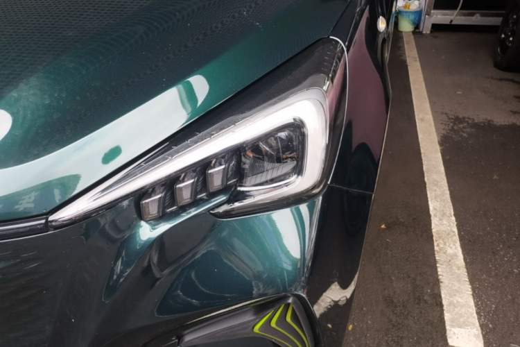 Used CHANGAN Benni E-Star 2020 Heartbeat Edition NMC Lithium Left Front Headlight