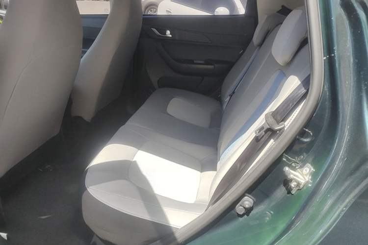 Used CHANGAN Benni E-Star 2020 Xinyue Edition Lithium Iron Phosphate (31.95 kWh) Left Rear Seat