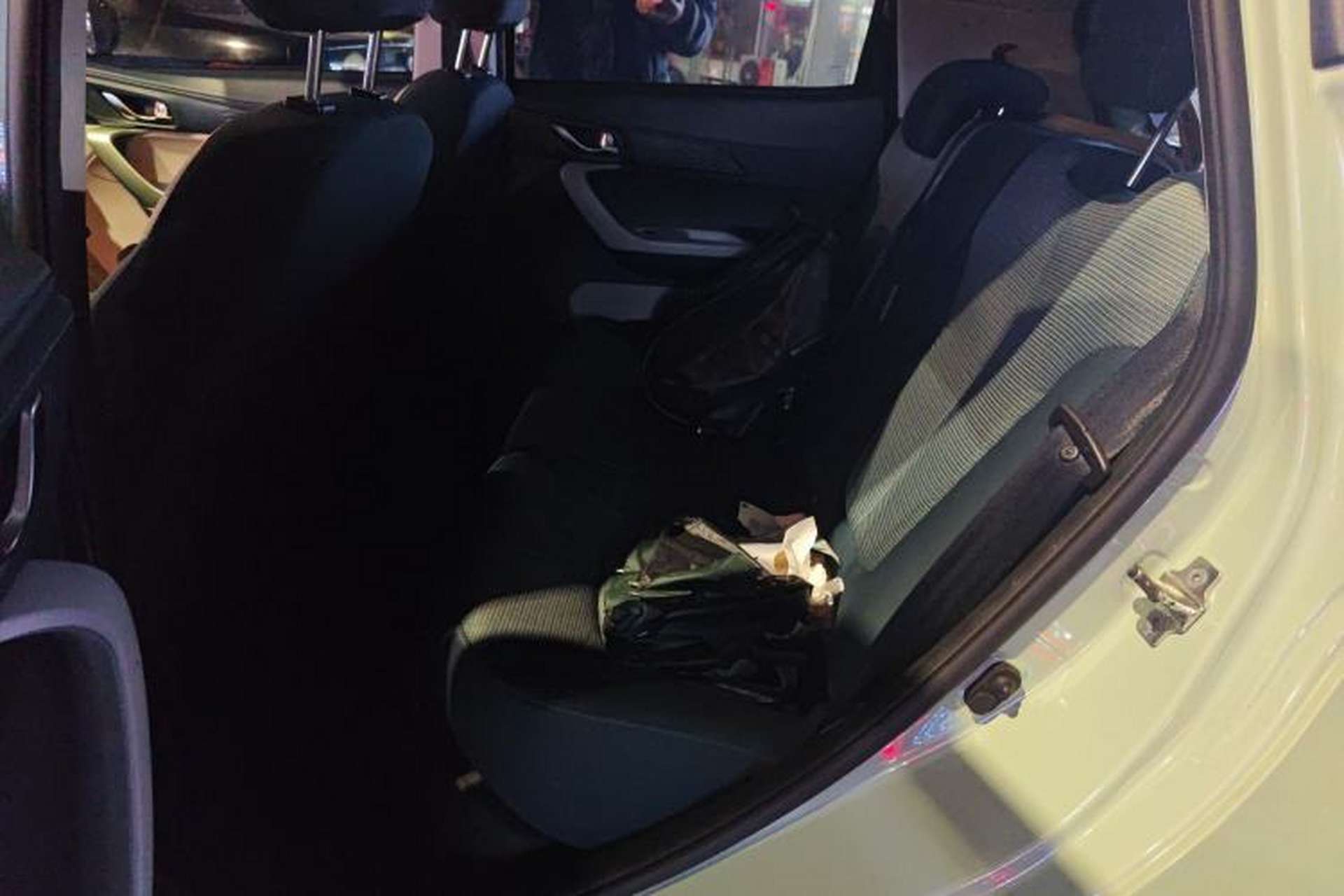 Used CHANGAN Benni E-Star 2020 Xinyue Edition Lithium Iron Phosphate (31.18 kWh) Left Rear Seat