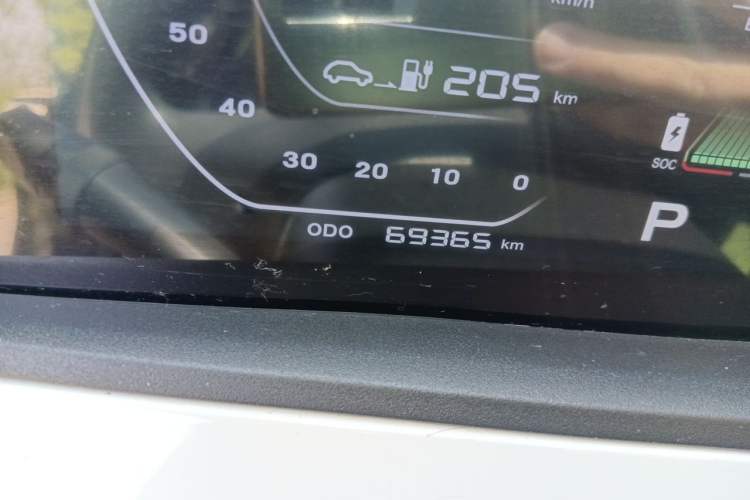 Used CHANGAN Benni E-Star 2020 Heart Edition Lithium Iron Phosphate (31.95 kWh) Odometer Close Up