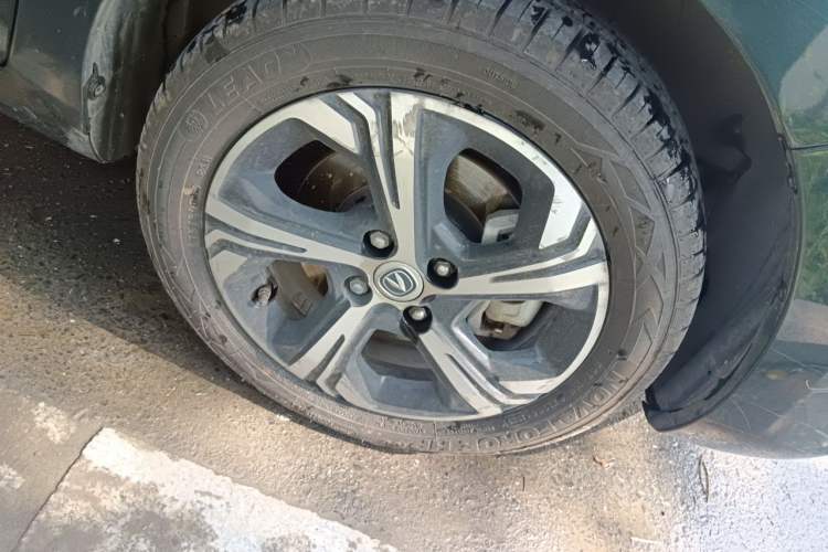 Used CHANGAN Benni E-Star 2020 Heart Edition Lithium Iron Phosphate (31.95 kWh) Right Front Wheel Hub